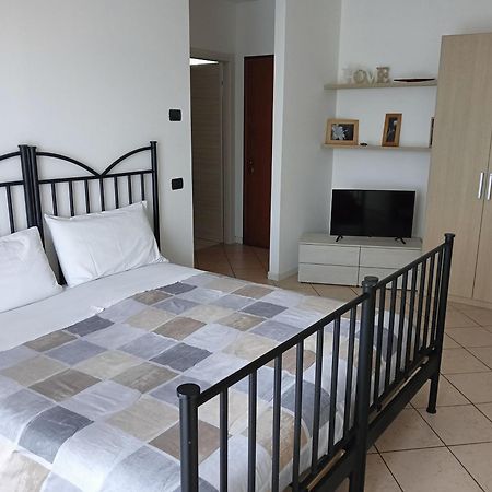 Sleep & Fly Malpensa Bed and Breakfast Case Nuove  Exteriör bild