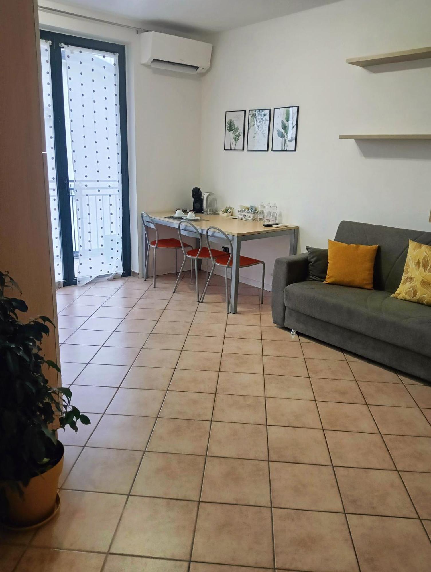 Sleep & Fly Malpensa Bed and Breakfast Case Nuove  Exteriör bild
